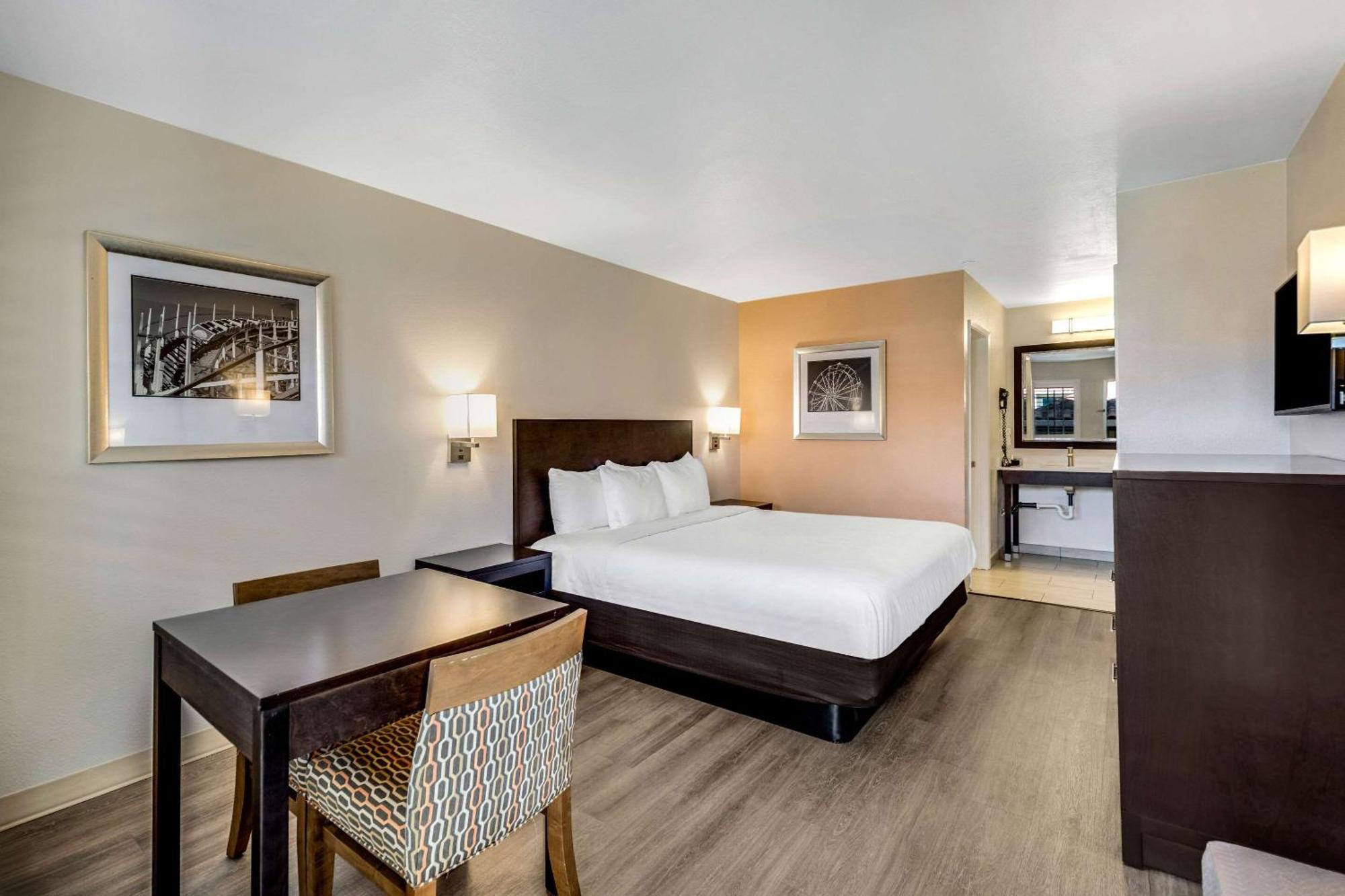 Comfort Inn Boardwalk Санта-Крус Экстерьер фото