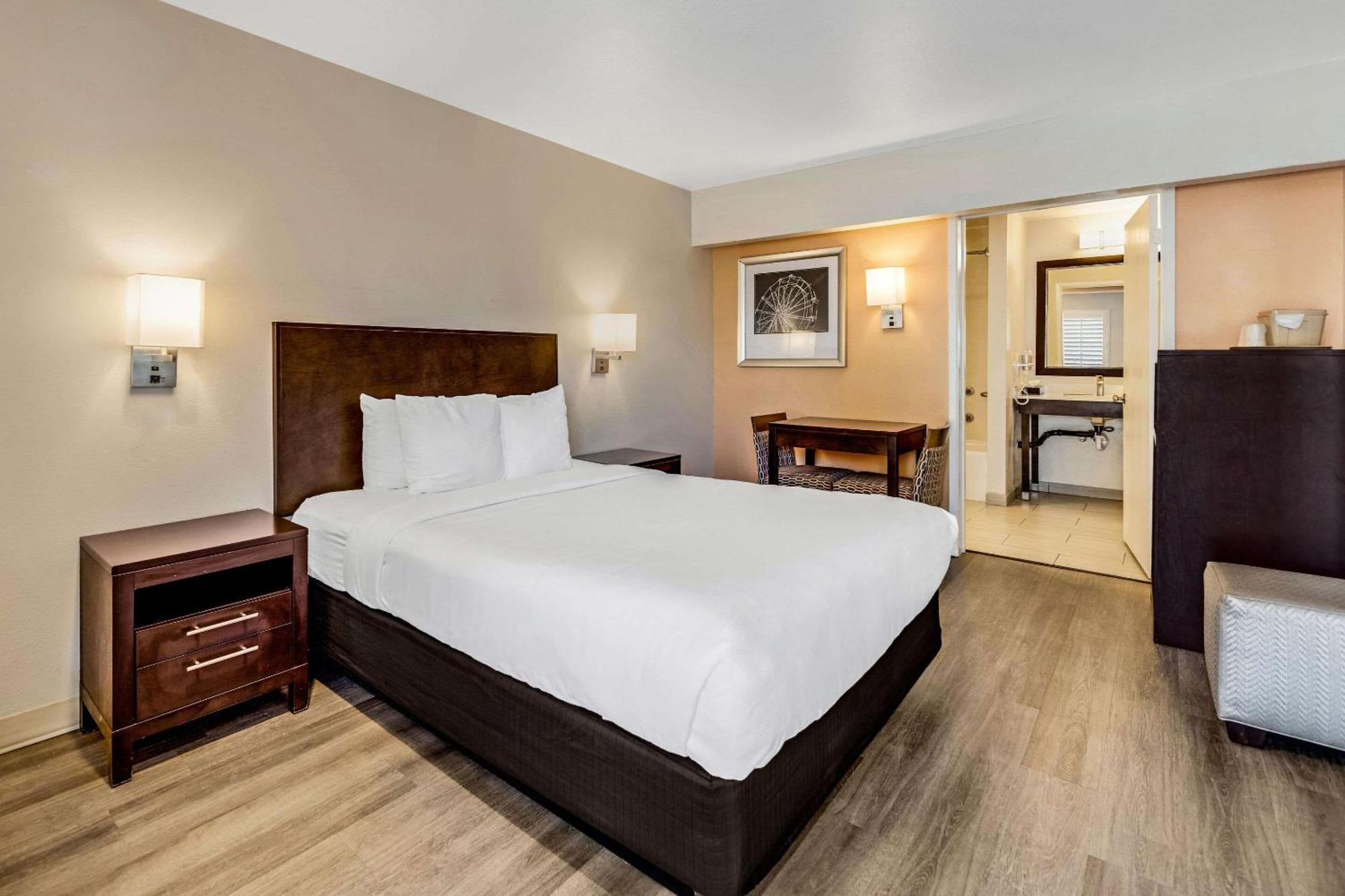 Comfort Inn Boardwalk Санта-Крус Экстерьер фото